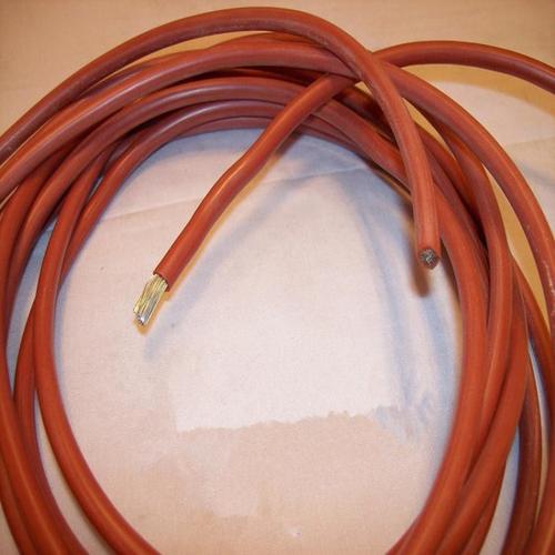 橡胶线缆高温融化（橡胶电缆耐温）