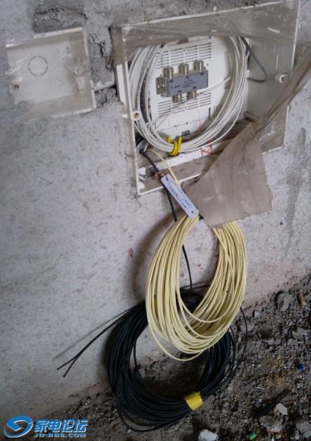 怎么查看新房的光缆线（家里有光纤线怎么知道有没有网络呢?）